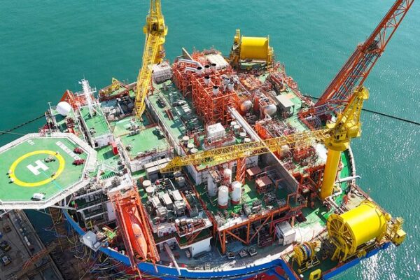 China Makes Waves with Asia’s First Cylindrical FPSO ‘Haikui No.1’ 🚢 China_Makes_Waves_with_Asia_s_First_Cylindrical_FPSO__Haikui_No_1___