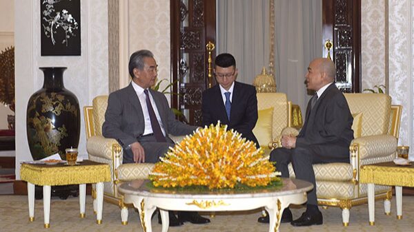 China Pledges Unwavering Support to Cambodia: Wang Yi Meets King Sihamoni China_Pledges_Unwavering_Support_to_Cambodia__Wang_Yi_Meets_King_Sihamoni