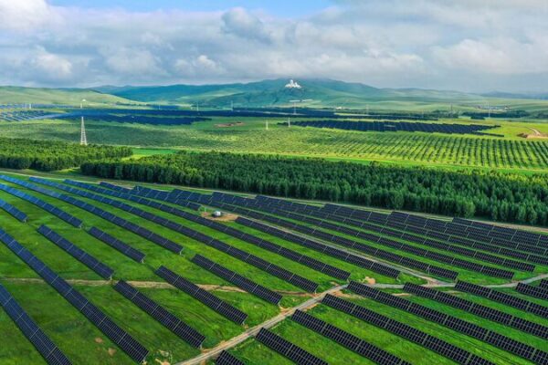 China Steps Up for a Greener Future: Major Reforms Highlight Ecological Conservation 🌱 China_Steps_Up_for_a_Greener_Future__Major_Reforms_Highlight_Ecological_Conservation__