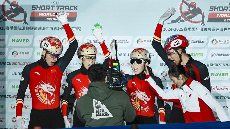 China_Strikes_Gold_Twice_on_Final_Day_of_ISU_Short_Track_Tour_in_Beijing___ - News for amigos, by amigos China_Strikes_Gold_Twice_on_Final_Day_of_ISU_Short_Track_Tour_in_Beijing___