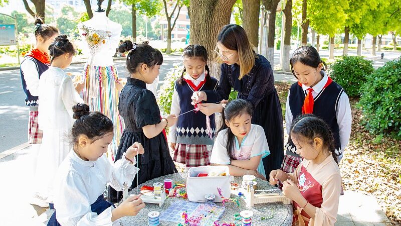 China_Tackles_School_Bullying_and_Homework_Overload_in_New_Education_Campaign - News for amigos, by amigos China_Tackles_School_Bullying_and_Homework_Overload_in_New_Education_Campaign