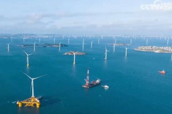 China Unveils Futuristic Wind-Powered Fish Farm 🌬️🐟 China_Unveils_Futuristic_Wind_Powered_Fish_Farm____