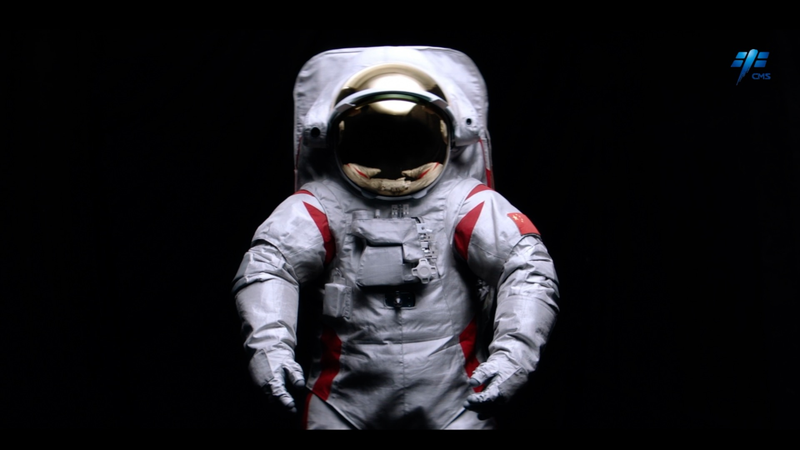 China_Unveils_Lunar_Landing_Spacesuit_Design____poster - News for amigos, by amigos China_Unveils_Lunar_Landing_Spacesuit_Design___ video poster