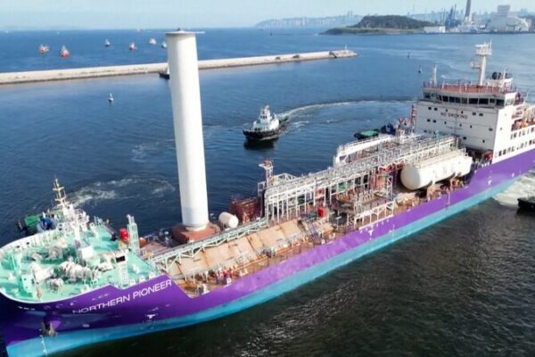 China Unveils World’s First Commercial Liquefied CO₂ Carrier 🚢💨 China_Unveils_World_s_First_Commercial_Liquefied_CO2_Carrier___ video poster