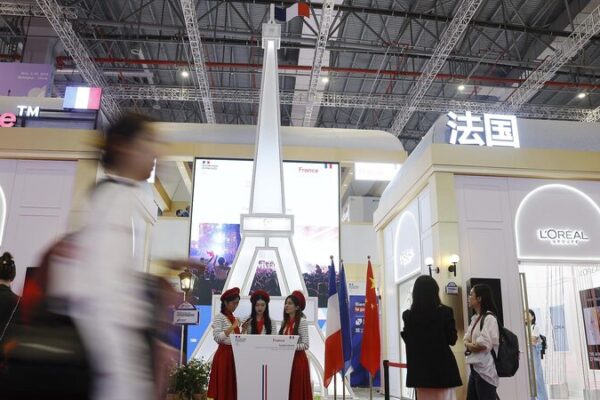 China and France Celebrate 60 Years of Friendship at CIIE 🎉 China_and_France_Celebrate_60_Years_of_Friendship_at_CIIE__