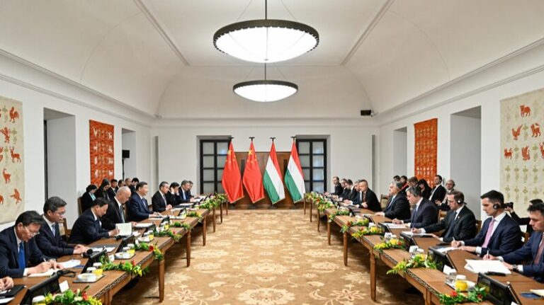 China_and_Hungary_Elevate_Friendship_to__All_Weather__Partnership
