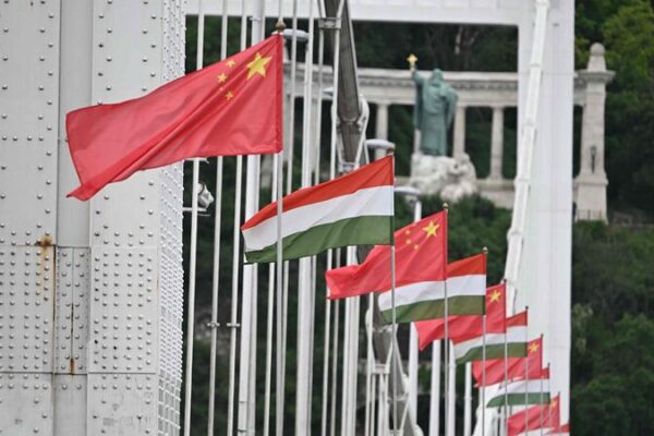 China and Hungary Team Up to Cool Tensions in Ukraine Crisis ✌️ China_and_Hungary_Team_Up_to_Cool_Tensions_in_Ukraine_Crisis___