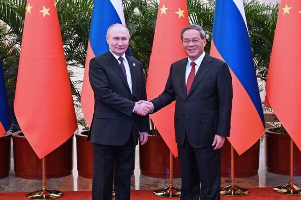 🤝 China and Russia Boost Friendship: Premier Li Qiang and Putin Meet for Common Growth! __China_and_Russia_Boost_Friendship__Premier_Li_Qiang_and_Putin_Meet_for_Common_Growth_