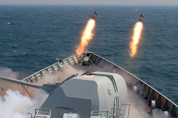 China and U.S. Commanders Reconnect: Talks Aim to Ease South China Sea Tensions China_and_U_S__Commanders_Reconnect__Talks_Aim_to_Ease_South_China_Sea_Tensions
