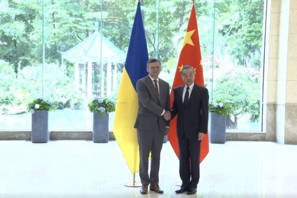 China and Ukraine’s Foreign Ministers Discuss Paths to Peace ✌️ China_and_Ukraine_s_Foreign_Ministers_Discuss_Paths_to_Peace___ video poster