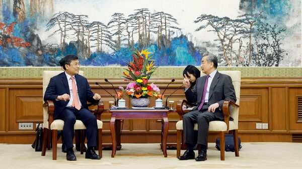China and Vietnam Pave the Way for a Shared Future 🤝 China_and_Vietnam_Pave_the_Way_for_a_Shared_Future__