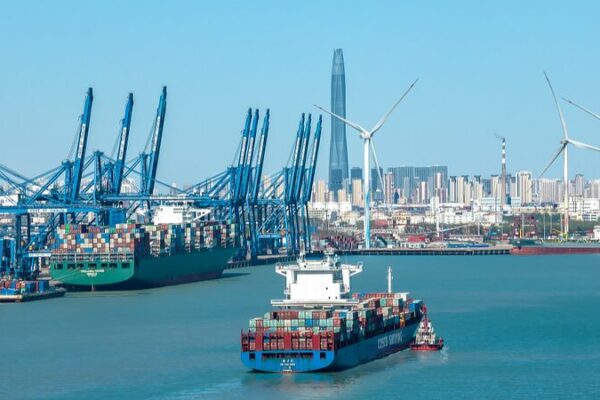 China’s 2024 Trade Hits Record High, Exports Soar 🚀 China_s_2024_Trade_Hits_Record_High__Exports_Soar__