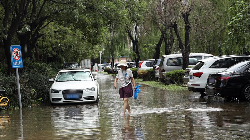 China_s_August_Weather__Rain_Showers_and_Heat_Waves_on_the_Horizon____
