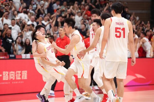 China’s Basketball Comeback: Triumph Over Joventut Badalona! 🏀🎉 China_s_Basketball_Comeback__Triumph_Over_Joventut_Badalona____