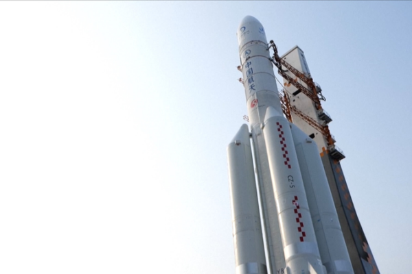 China’s Chang’e-6 Mission Set to Explore Moon’s Far Side This Friday! 🚀🌕 China_s_Chang_e_6_Mission_Set_to_Explore_Moon_s_Far_Side_This_Friday____ video poster