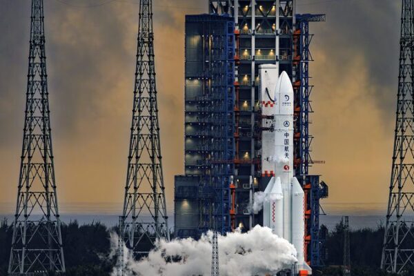 China’s Chang’e-6 Mission Unveils Secrets from the Far Side of the Moon 🚀🌕 China_s_Chang_e_6_Mission_Unveils_Secrets_from_the_Far_Side_of_the_Moon___