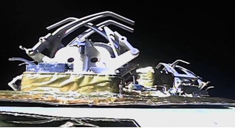 China_s_Chang_e_6_Nears_Earth_with_Moon_s_Far_Side_Samples____poster - News for amigos, by amigos China_s_Chang_e_6_Nears_Earth_with_Moon_s_Far_Side_Samples___ video poster