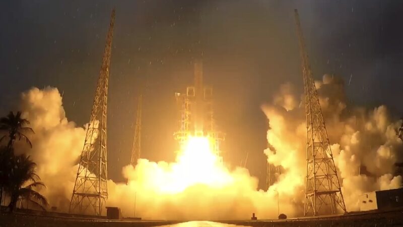 China_s_Chang_e_6_Rockets_to_the_Moon_s_Far_Side_for_Historic_Sample_Return_____poster - News for amigos, by amigos China_s_Chang_e_6_Rockets_to_the_Moon_s_Far_Side_for_Historic_Sample_Return____ video poster
