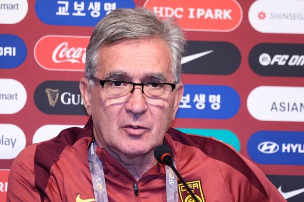 China’s Coach Rallies Team Ahead of World Cup Qualifier Against South Korea 🇨🇳⚽🇰🇷 China_s_Coach_Rallies_Team_Ahead_of_World_Cup_Qualifier_Against_South_Korea______