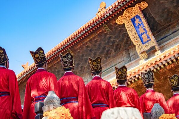 China’s Cultural Fusion: From Confucius Celebrations to Oktoberfest Cheers 🎉🍻 China_s_Cultural_Fusion__From_Confucius_Celebrations_to_Oktoberfest_Cheers___