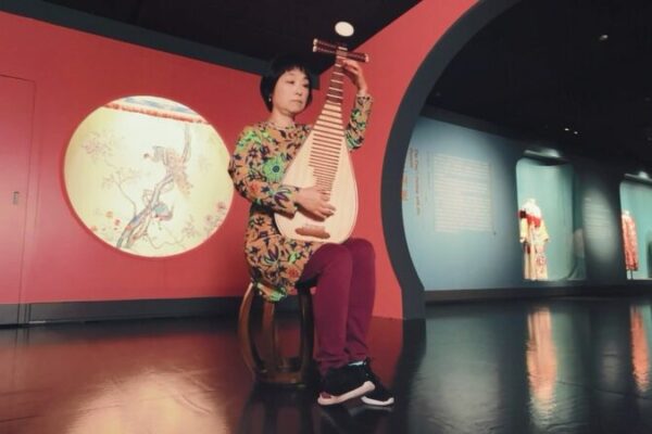 China’s Cultural Highlights: Wu Man, Ancient Scripts, Art Deco, and Harbin Snow Sculptures China_s_Cultural_Highlights__Wu_Man__Ancient_Scripts__Art_Deco__and_Harbin_Snow_Sculptures