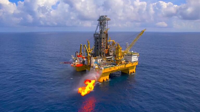 China_s_Deep_Sea_No_1_Hits_Record_Highs_in_Gas_and_Oil_Output__ - News for amigos, by amigos China_s_Deep_Sea_No_1_Hits_Record_Highs_in_Gas_and_Oil_Output__