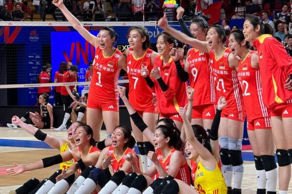 China’s Epic Comeback Against Türkiye Lights Up FIVB Women’s Nations League 🎉 China_s_Epic_Comeback_Against_Tu_rkiye_Lights_Up_FIVB_Women_s_Nations_League__