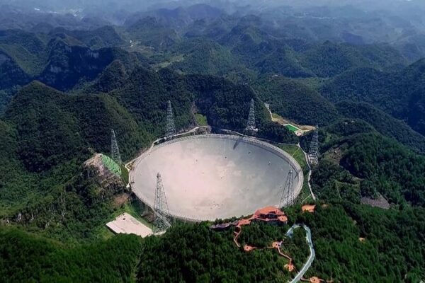 China’s FAST Telescope Begins Core Array Build—Reaching for the Stars! 🚀 China_s_FAST_Telescope_Begins_Core_Array_Build_Reaching_for_the_Stars___