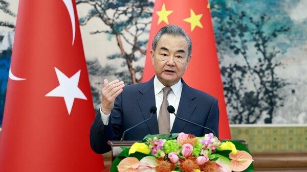 China’s FM Wang Yi Pushes for Ukraine Peace Talks 🇨🇳✌️ China_s_FM_Wang_Yi_Pushes_for_Ukraine_Peace_Talks_____