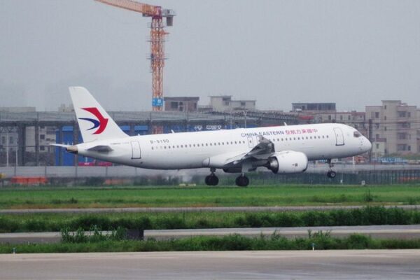 China’s Homegrown C919 Soars Past Half a Million Passengers! ✈️🚀 China_s_Homegrown_C919_Soars_Past_Half_a_Million_Passengers_____