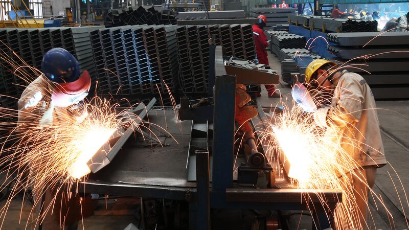 China_s_Manufacturing_Feels_the_Heat__July_PMI_Dips_to_49_4___ - News for amigos, by amigos China_s_Manufacturing_Feels_the_Heat__July_PMI_Dips_to_49_4___