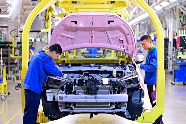 China’s New Energy Boom: Powered by Market Competition ⚡️ China_s_New_Energy_Boom__Powered_by_Market_Competition___