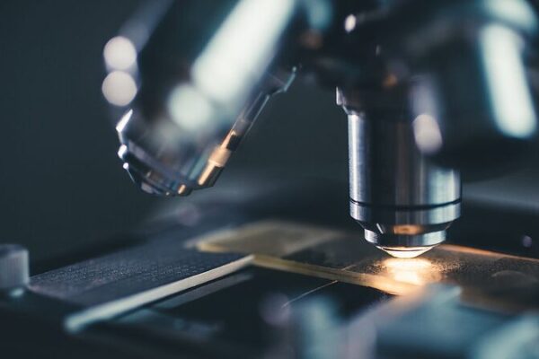 China’s New Super Microscope Reveals Live Cell Interactions Like Never Before! 🧬🔬 China_s_New_Super_Microscope_Reveals_Live_Cell_Interactions_Like_Never_Before____