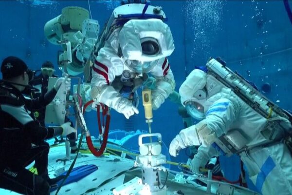 China’s New Taikonauts Gear Up for Future Moon Missions 🚀🌕 China_s_New_Taikonauts_Gear_Up_for_Future_Moon_Missions___