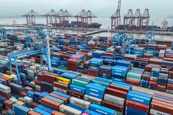 China’s Overseas Investments Skyrocket in First Half of 2024 🚀 China_s_Overseas_Investments_Skyrocket_in_First_Half_of_2024__