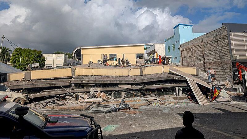 China_s_Red_Cross_Sends__100_000_Aid_to_Quake_hit_Vanuatu___ - News for amigos, by amigos China_s_Red_Cross_Sends__100_000_Aid_to_Quake_hit_Vanuatu___
