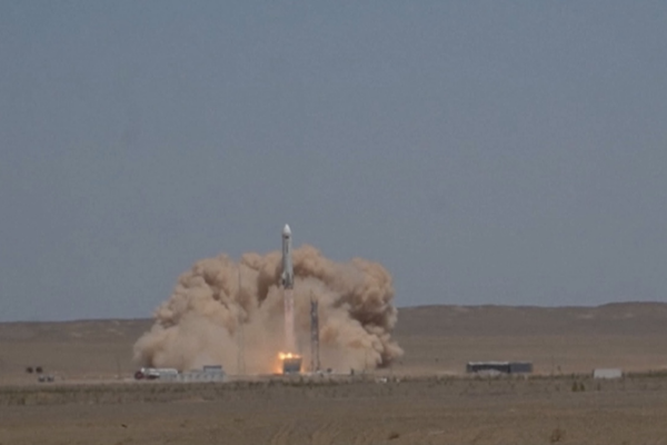 China’s Reusable Rocket Soars to 10 km and Nails Landing 🚀 China_s_Reusable_Rocket_Soars_to_10_km_and_Nails_Landing__ video poster