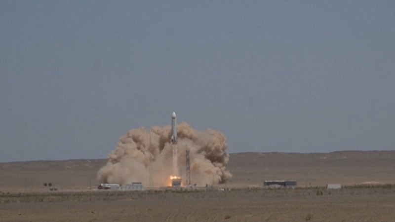 China_s_Reusable_Rocket_Soars_to_10_km_and_Nails_Landing___poster - News for amigos, by amigos China_s_Reusable_Rocket_Soars_to_10_km_and_Nails_Landing__ video poster