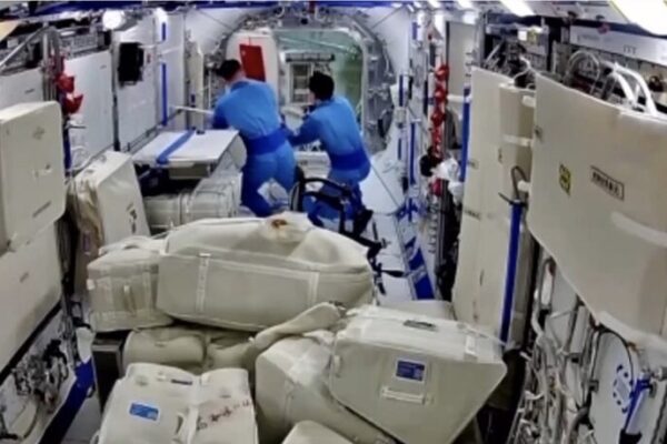 China’s Shenzhou-17 Mission Returns with Space Treasures! 🚀 China_s_Shenzhou_17_Mission_Returns_with_Space_Treasures___