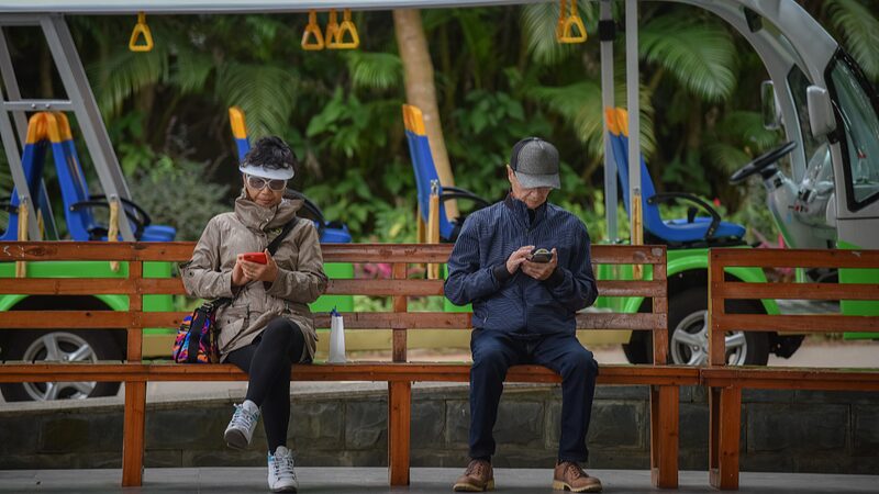 China_s_Silver_Generation_Embraces_Cross_City_Retirement______ - News for amigos, by amigos China_s_Silver_Generation_Embraces_Cross_City_Retirement______