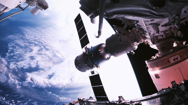 China_s_Space_Tech_Keeps_Food_Fresh__New_Barrier_Film_Prevents_Spoilage - News for amigos, by amigos China_s_Space_Tech_Keeps_Food_Fresh__New_Barrier_Film_Prevents_Spoilage