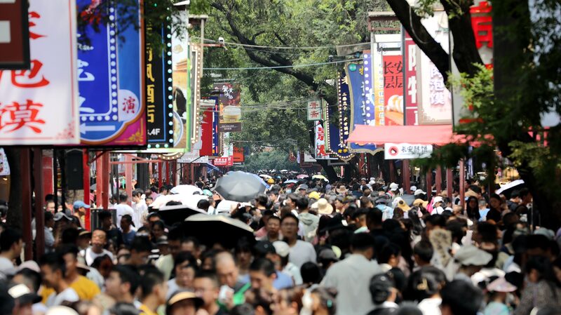 China_s_Summer_Travel_Boom__Record_Numbers_Hit_the_Rails_and_Skies____ - News for amigos, by amigos China_s_Summer_Travel_Boom__Record_Numbers_Hit_the_Rails_and_Skies____