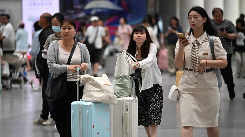 China_s_Summer_Travel_Rush_Hits_211_Million_Railway_Trips___ - News for amigos, by amigos China_s_Summer_Travel_Rush_Hits_211_Million_Railway_Trips___
