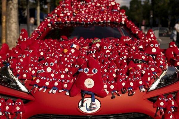 China’s Tech Shines Bright at Paris Olympics 🌟 China_s_Tech_Shines_Bright_at_Paris_Olympics__