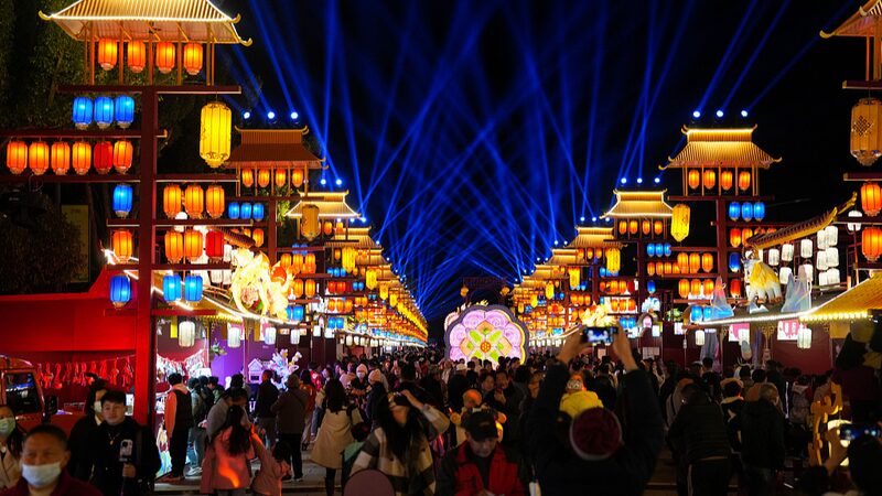 China_s_Tourist_Hotspots_Gear_Up_for_Epic_Chinese_New_Year_Celebrations___ - News for amigos, by amigos __China_s_Tourist_Hotspots_Gear_Up_for_Epic_Chinese_New_Year_Celebrations___