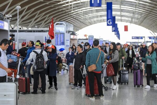 China’s Travel Boom: Over 141 Million Cross-Border Trips in Q1 2024! 🚀 China_s_Travel_Boom__Over_141_Million_Cross_Border_Trips_in_Q1_2024___