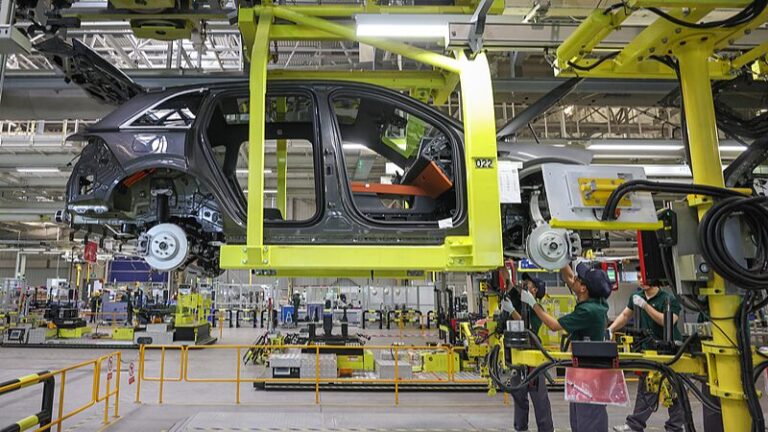 China_s_Wang_Yi_and_France_s_Bonne_Pledge_to_Boost_Positive_China_EU_Economic_Ties__