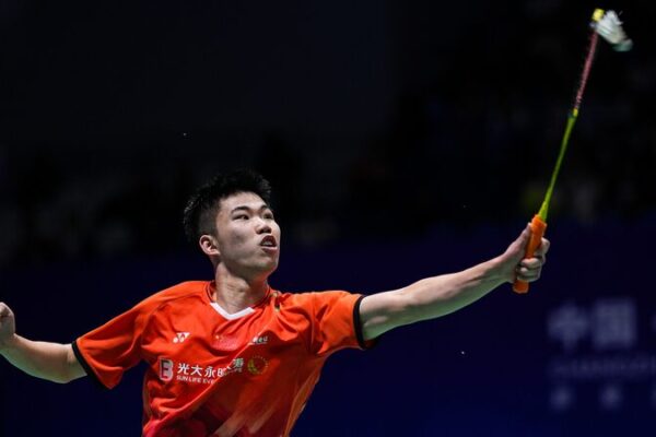 🏸 China’s Weng Hongyang Soars into BWF China Open Men’s Final! __China_s_Weng_Hongyang_Soars_into_BWF_China_Open_Men_s_Final_