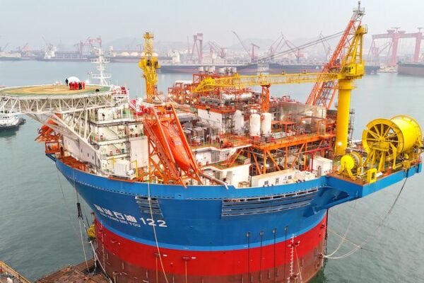 China’s ‘Haikui No.1’: The Floating Giant Revolutionizing Offshore Oil 🛢️🌊 China_s__Haikui_No_1___The_Floating_Giant_Revolutionizing_Offshore_Oil____