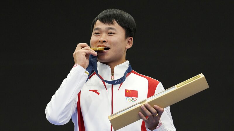 Chinese_Athletes_Shine_Bright_on_Day_2_of_Paris_Olympics__